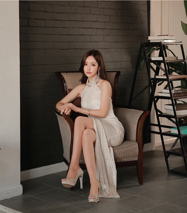 SonYoonJoo 161216图片_TN更新(冬露清寒婉约金丝杏花古典裙)_看图_孙允珠吧_百度贴吧-花瓣网