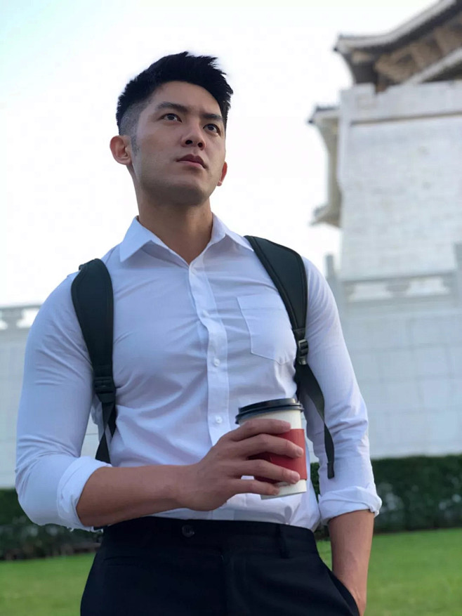 多面体男生02健身教练adam演员的身体就只是身体多面体男生每个男生都