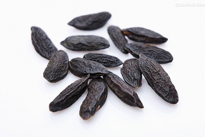 零陵香豆精油乘热气球翱翔使人泰然自若兴高采烈精油纯露芳疗小香网