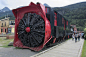 旋转式铁路铲雪车(Rotary-snowplow)。在1883到1884之交的冬季，不务正业的加拿大牙医J.W.Elliot 跟多伦多 Leslie-Brothers 公司签约制造了一台清雪机的全尺寸模型，经过验证很成功，之后他就把设计卖给了 Leslie-Brothers，后者随后在新泽西成立了一家蒸汽动力旋转清雪机公司。 ​​​​