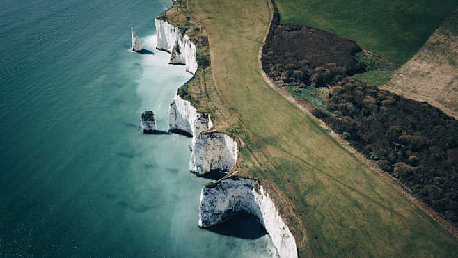 Exploring the cliffs...