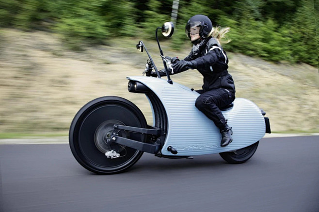 未来感十足的电动摩托车 - 普象网