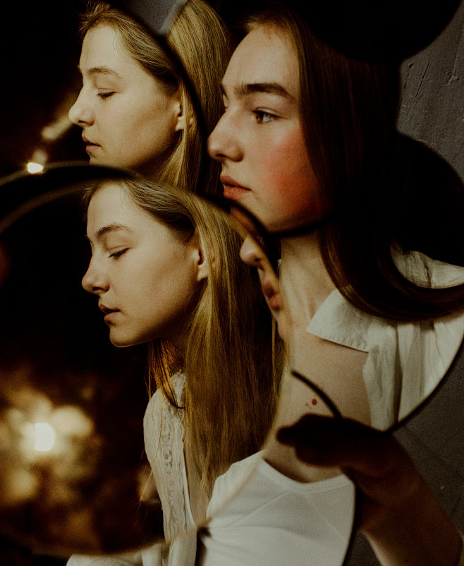 sisters - artists : ...