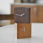 Simple and beautiful wood clocks: 