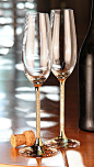 SWAROVSKI Crystalline Golden Shadow Toasting Flutes Set of 2 $295 PICK UP OR SHIPS FREE - LOWEST PRICE ANYWHERE GUARANTEE - AGNELLINO'S -  agnellinos.com: 