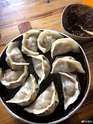 美食（ delicious foods）