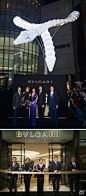 APAX 打造宝格丽"永恒之美,点亮蛇年"亮灯仪式，于1月15日在恒隆广场旗舰店开幕之时完美呈现。本次活动设计灵感源自宝格丽系列精美珠宝SERPENTI，高30米的蜿蜒巨蛇均由人工一块块拼接搭建而成，从天而降，流光灵动。璀璨精美的SERPENTI珠宝灯光艺术闪耀申城夜空，寓意2013传统蛇年的祥瑞而至。