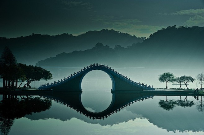 胜似墨画的美景_想象家 如果停止想象,生...