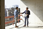 人,建筑结构,建筑,建筑业,室内_gic14278391_Two men on construction site shaking hands_创意图片_Getty Images China