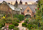 15 Lush Victorian Landscape Designs That Will Take Your Breath Away