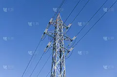 高处,注意高压标志,背景聚焦,天空,能源,金属丝,输电塔,计算机电缆,电源,建筑业