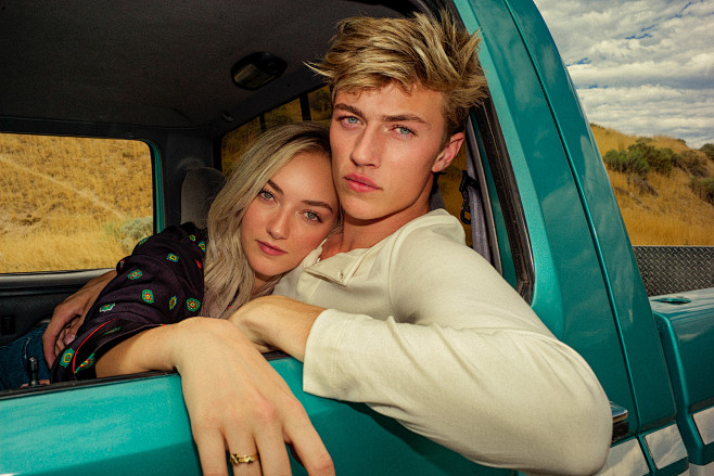 The Atomics: back in...