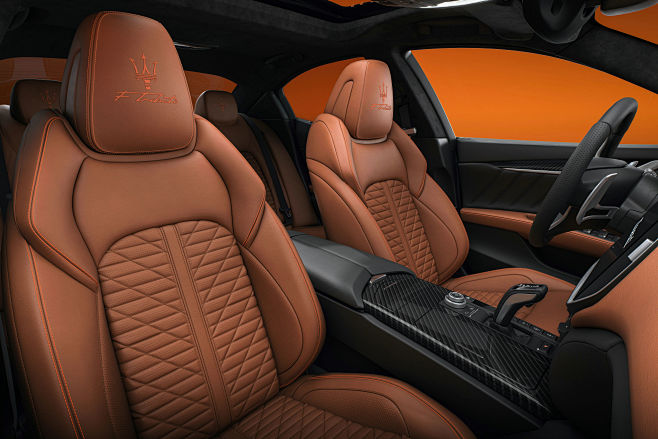 Maserati Ghibli F Tr...