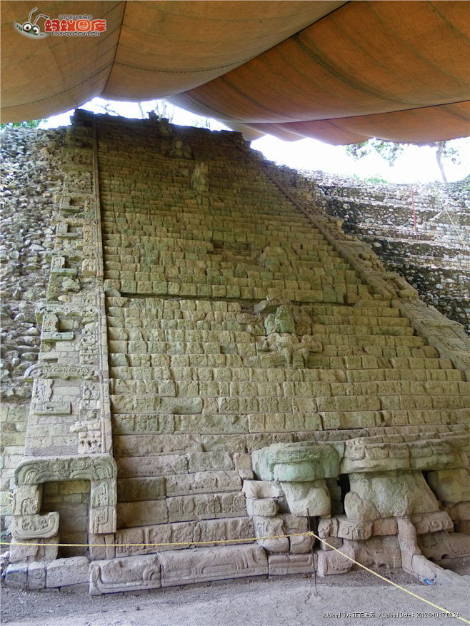 玛雅人遗址建筑图片素材