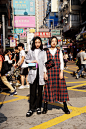 SABRINA AND ZHANGMANZI – HONGKONG : ドロップトーキョーは、東京のストリートファッションを中心に、国内外に発信するオンラインマガジン。