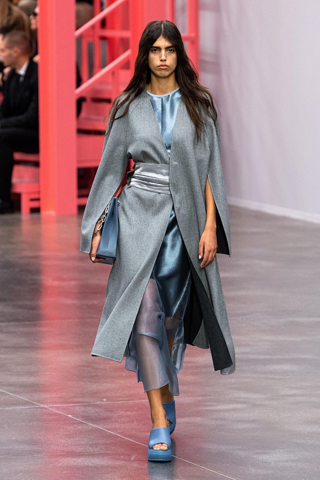 米兰时装周|Fendi 2023春夏系列...
