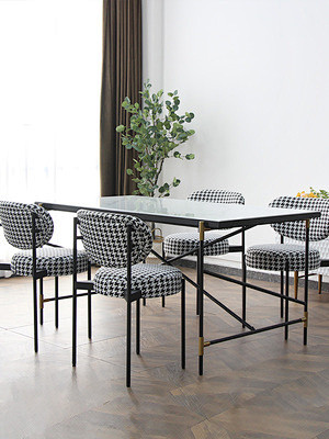 北欧创意设计师表情细腿铁艺岩板餐桌椅组合...
