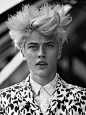 银发妖孽小鲜肉Lucky Blue Smith 帅炸时尚圈