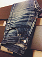 Nicely worn & faded pair of APC selvedge jeans from APC. #rawdenim #selvedge #selvedgedenim ⓀⒾⓃⒼⓈⓉⓊⒹⒾⓄⓌⓄⓇⓀⓈ: 