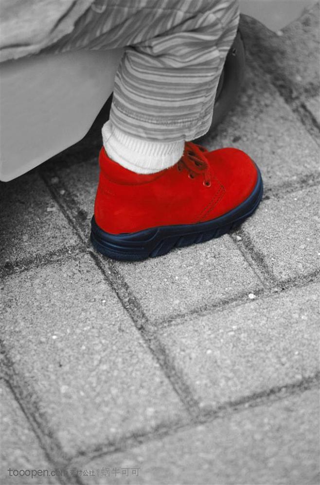 单色调时尚图-红色的鞋子图片下载，现在加...
