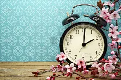 春天,时区,夏令时,前进的道路,钟,数字2,分针,留白,古董,水平画幅