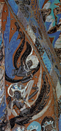 伎乐天 西魏 壁画 纵125厘米 敦煌第249窟

此图采用恰当的装 饰手法，将两位飞天巧 妙地布置在龛沿转角与 背光之间的几何形中， 飞天衣饰飘带随风而 起，翩翩飞舞。此图为 西魏飞天中具有代表性 特征的一幅。