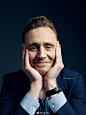 #Tom Hiddleston# by Bryce Duffy for Variety, April 2016 去年抖森捧脸照的成品效果 幕后照戳→O网页链接 ​​​​