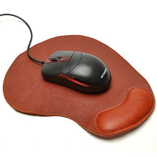2011新品 真皮牛皮个性实用鼠标垫
