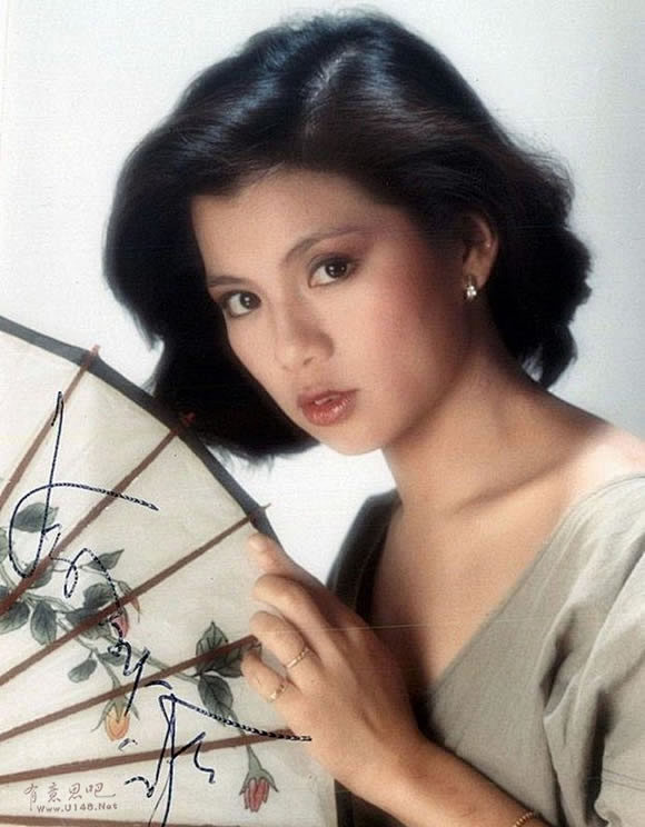翁美玲，香港著名女演员，1959年5月7...