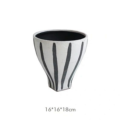 黑白条纹简约设计陶瓷花瓶创意黑白波点摆件...