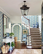 Photo shared by Washington Winter Show on December 09, 2018 tagging @toryburch, @housebeautiful, @betterhomesandgardens, @sarahbartholomewdesign, @traditionalhome, @potterybarn, @southernlivingmag, @voguemagazine, @archdigest, and @atlantahomesmag.