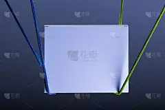 空白的白色四方标志模板在黑暗的背景照明和与绳子捆绑。3d渲染