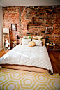 impressive-bedrooms-with-brick-walls-15