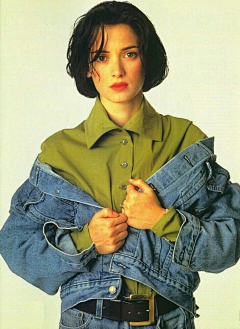 私奔到月采集到Winona Ryder