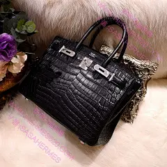 奢侈品女包 铂金包 BIRKIN 30 黑雾面尼罗鳄 纯手工 德国定制五金件#奢侈品##爱马仕##HERMES##HERMES BIRKIN##铂金包##名牌包包#