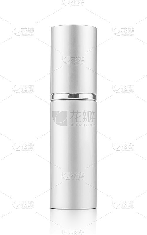银色喷管化妆品产品设计模型隔离在白色背景
