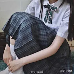 JK小姐姐 手机壁纸_百度图片搜索_429a5072