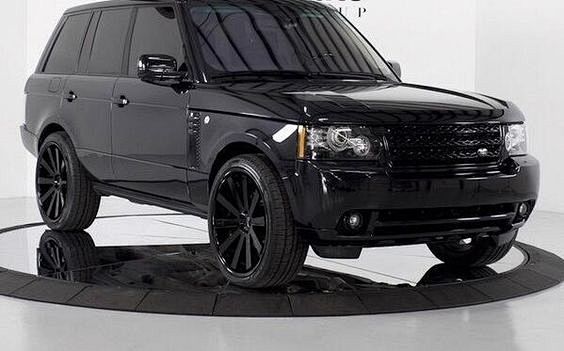 Range rover: black o...