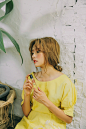 3CE FRAGRANCE #HUMMING : 허밍을 부르는 가든파티에 초대합니다.  드라이 플라워와 우쿨렐레 멜로디와 잘 어울리는  새콤달콤 마멀레이드, 상큼한 시트러스의 향연이  콧노래가 절로 나오는 향 입니다.