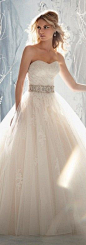 Gorgeous Lace Wedding Dress