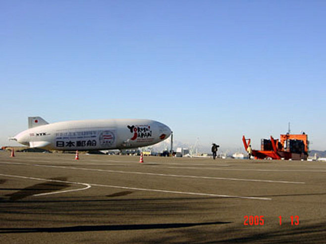 海运齐柏林nt半硬式飞艇