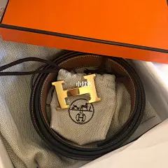 上海爱马仕 配货 birkin25秋冬新色杏仁绿 : 一个birkin的配货分享（杠精出门右转不送） 坐标上海，人生中第一只birkin还是要亲手从专柜抱出配比差不多1:1.5 虽然有点高 但是能买到自己心仪的size和颜色还是挺满意的 ✨✨✨✨ 这