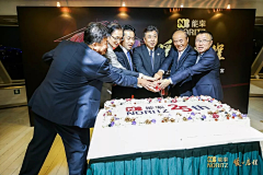 赵鹿鹿么么哒采集到启动仪式/切蛋糕