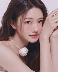 小毛雨儿采集到美甲美睫妆