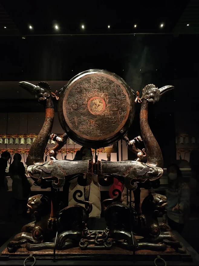 虎座鸟架鼓，楚国髹漆艺术的代表作-花瓣网