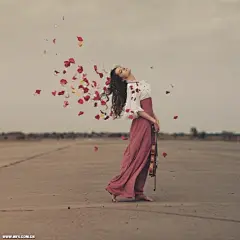 俄罗斯天才女摄影师 Aleksandra Kinskaj 作品