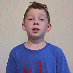 假笑男孩GIF动态图_假笑男孩GIF素材_假笑男孩表情包_GIF工具-SOOGIF