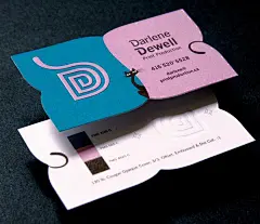 精致排版的英文名片设计作品 