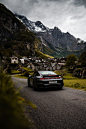 其中包括图片：A tour of the world through wild Ticino in the Porsche 911 Turbo S