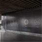 《NAVER Service History Wall at Connect One》
设计师/Chae Seon Ju, Kim So Young and Kang Sae Bom等
在韩国互联网公司NAVER的新办公楼里，有一面记录公司历史的智能墙壁，以一维的角度按时间顺序介绍了这家公司有史以来推出的所有服务。